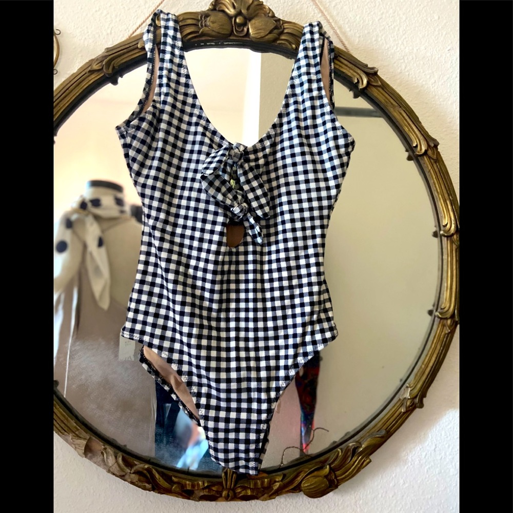 NWOT Gingham High Leg Bathingsuit/ One piece